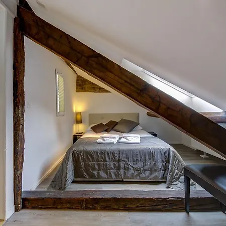 Du Raisin Hotel 2*